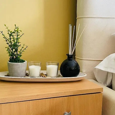 Lungomare At The And Car On Demand Apartament Wlora