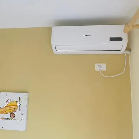 Lungomare At The And Car On Demand Apartament Wlora