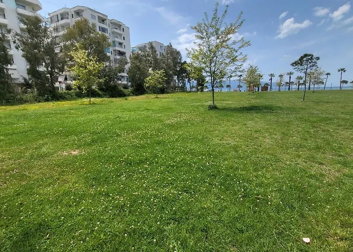 Lungomare At The And Car On Demand Apartament