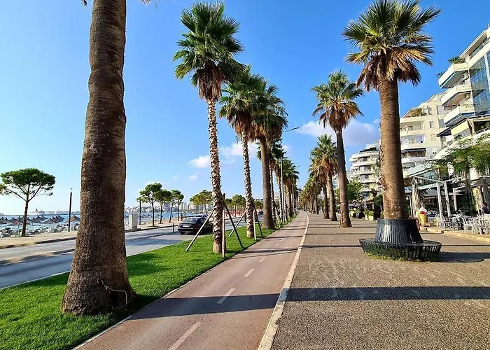 Lungomare At The And Car On Demand Wlora
